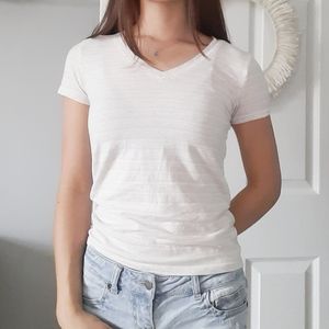 🖤 F21 Fitted V-neck Tee - 🖤 Bundle